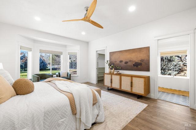 1197 N Cove Colony Way, Eagle, ID 83616