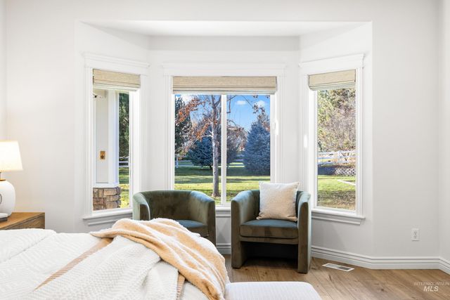 1197 N Cove Colony Way, Eagle, ID 83616