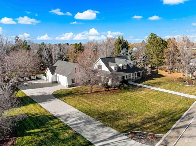 1197 N Cove Colony Way, Eagle, ID 83616