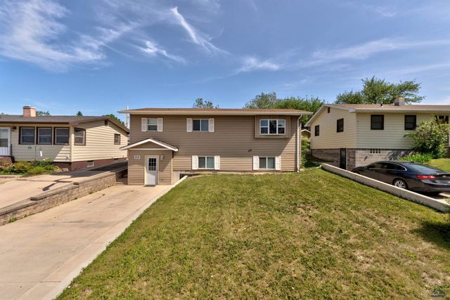 212 E CUSTER ST, Rapid City, SD 57701