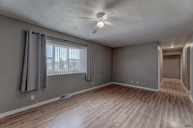 212 E CUSTER ST, Rapid City, SD 57701