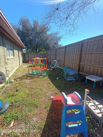 5516 RAINEY Avenue W, Orange Park, FL 32065