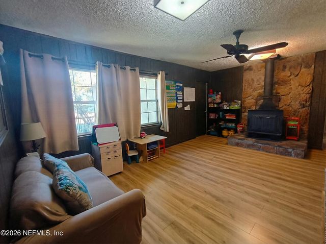 5516 RAINEY Avenue W, Orange Park, FL 32065