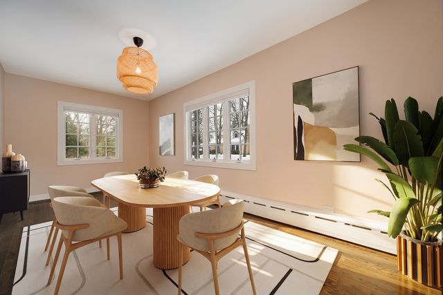 901 E Glenwood Road, Glenview, IL 60025