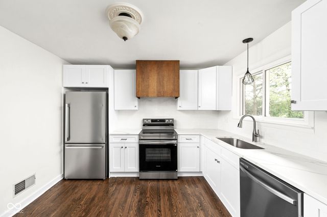 10711 E County Road 600 N, Indianapolis, IN 46234