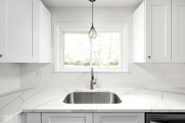 10711 E County Road 600 N, Indianapolis, IN 46234