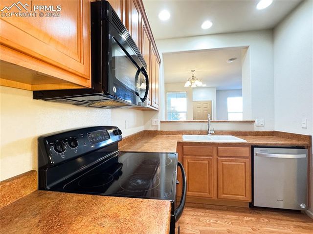 7077 Red Sand Grove, Colorado Springs, CO 80923