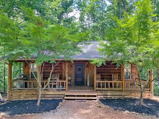 200 Lake View Drive, Lavonia, GA 30553