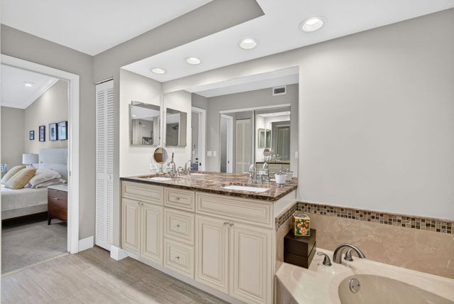 15790 Loch Maree Lane 3605, Delray Beach, FL 33446