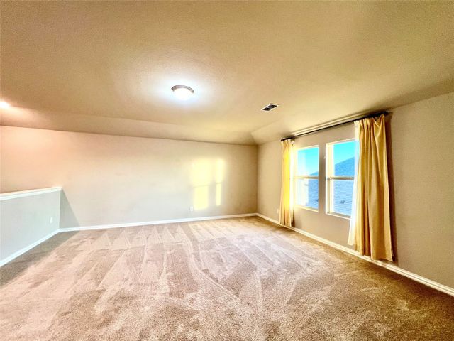 633 Hidden Cove Drive, Princeton, TX 75407