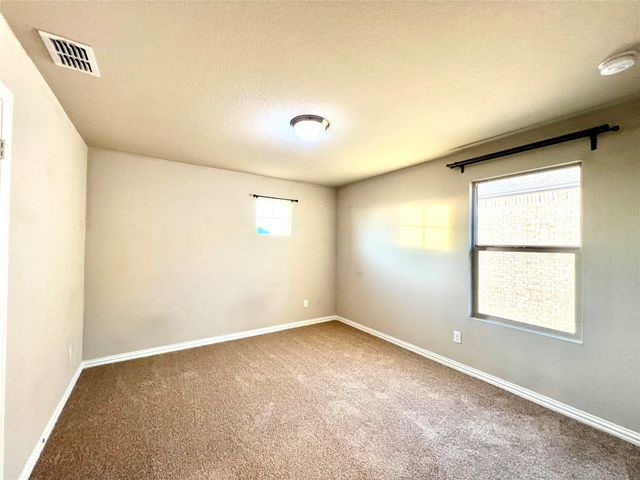 633 Hidden Cove Drive, Princeton, TX 75407