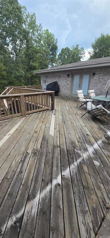 1916 Cogbill Rd, Wynne, AR 72396