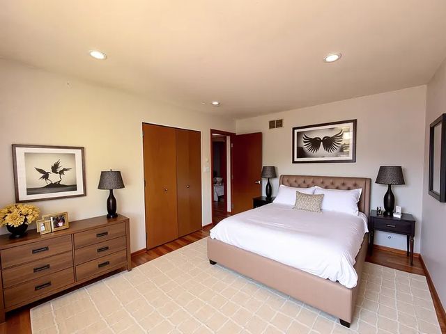 15542 S Park Avenue, South Holland, IL 60473