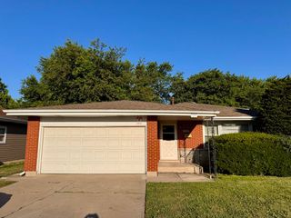 15542 S Park Avenue, South Holland, IL 60473