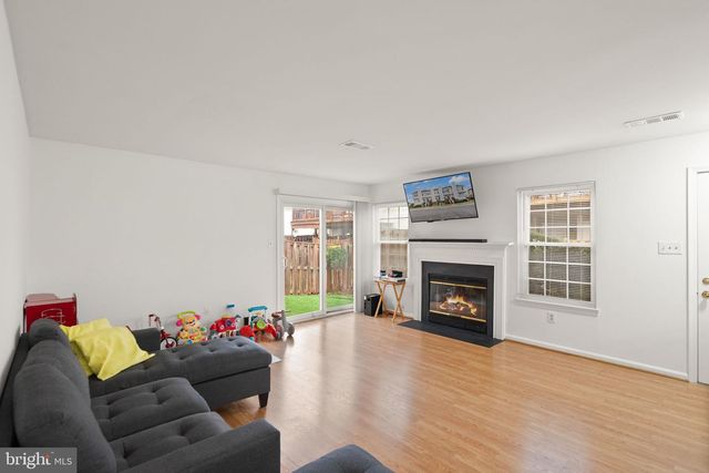 8003 COPPERFIELD WAY, Manassas, VA 20109