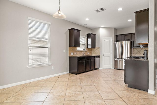 313 Moulins LN, Georgetown, TX 78626