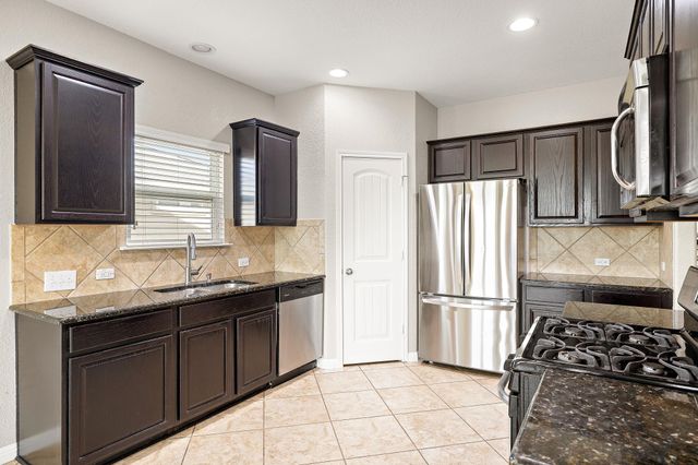 313 Moulins LN, Georgetown, TX 78626