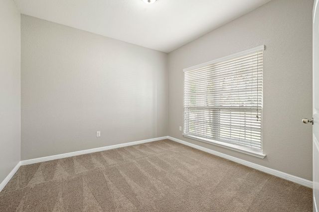 313 Moulins LN, Georgetown, TX 78626