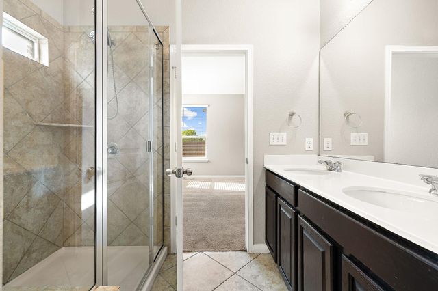 313 Moulins LN, Georgetown, TX 78626