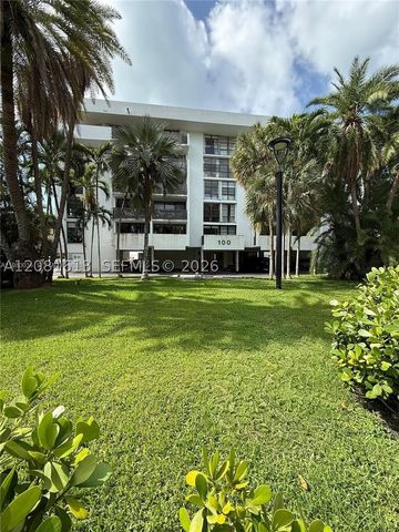 100 Ocean Lane Dr 303, Key Biscayne, FL 33149