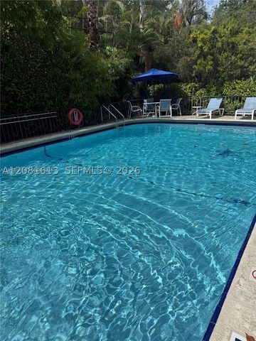 100 Ocean Lane Dr 303, Key Biscayne, FL 33149
