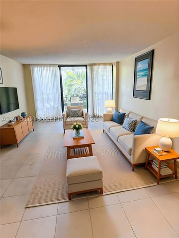 100 Ocean Lane Dr 303, Key Biscayne, FL 33149