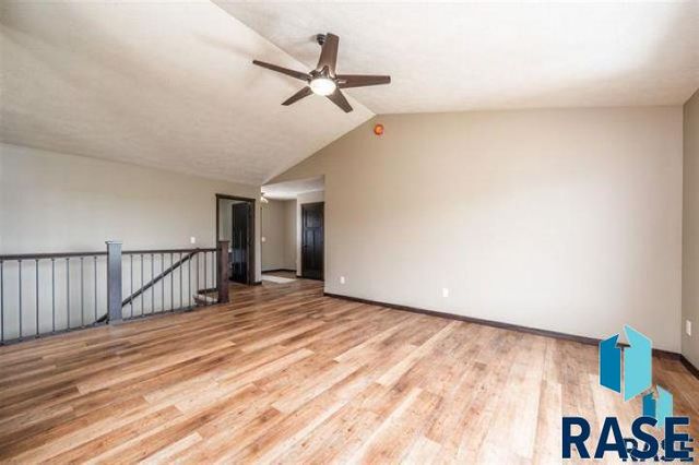 1008 Birch St, Harrisburg, SD 57032
