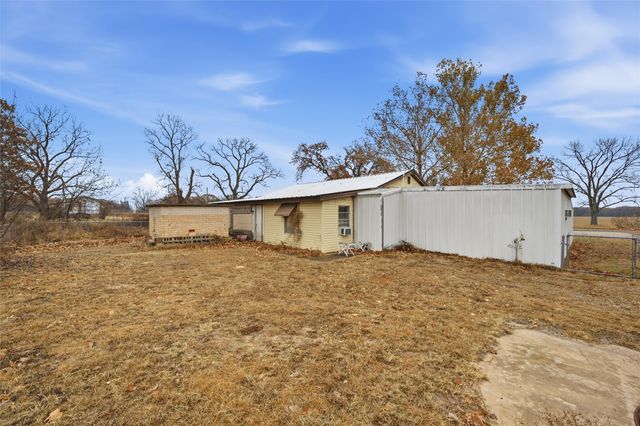 806 Hamilton Drive, Gholson, TX 76705