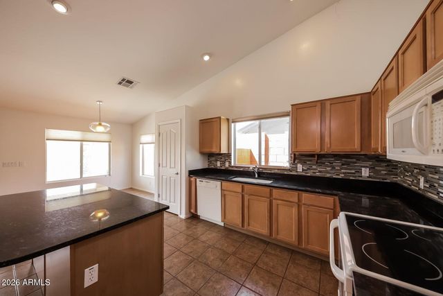 5716 S 30TH Lane, Phoenix, AZ 85041