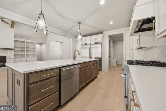 116 Heights Avenue, Forsyth, GA 31029