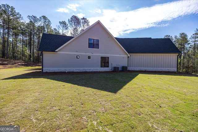 116 Heights Avenue, Forsyth, GA 31029