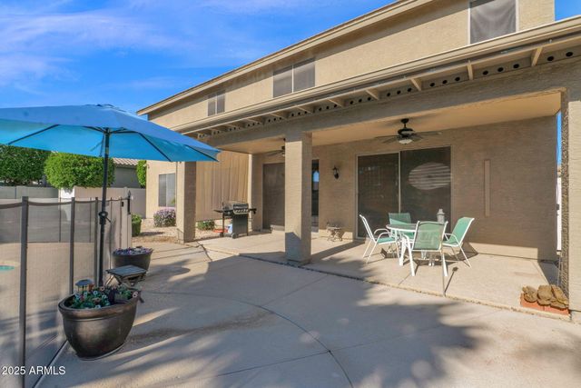 8021 W DONALD Drive, Peoria, AZ 85383