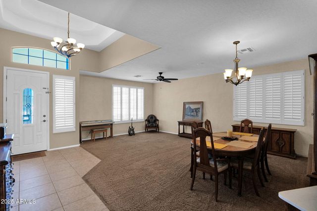 8021 W DONALD Drive, Peoria, AZ 85383