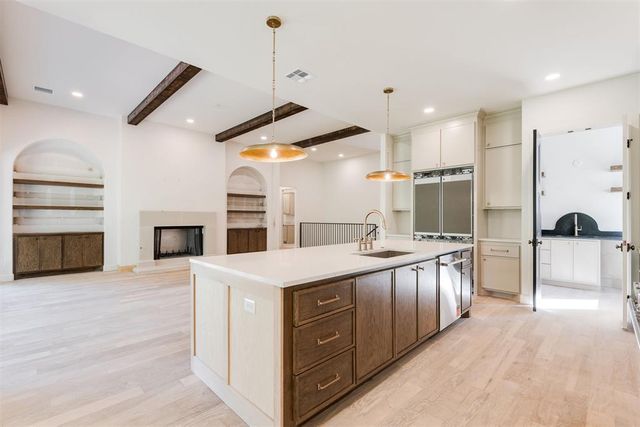 13413 Creek Pointe Lane, Oklahoma City, OK 73131
