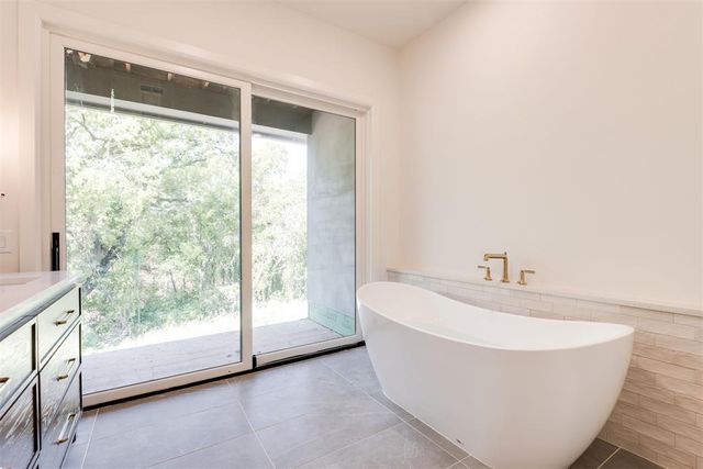13413 Creek Pointe Lane, Oklahoma City, OK 73131