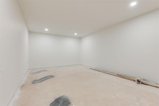 13413 Creek Pointe Lane, Oklahoma City, OK 73131