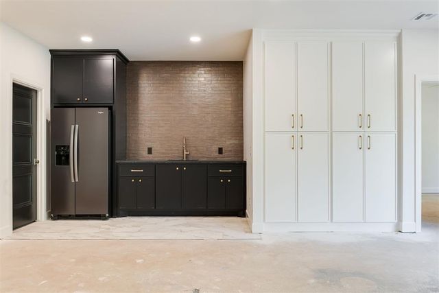 13413 Creek Pointe Lane, Oklahoma City, OK 73131