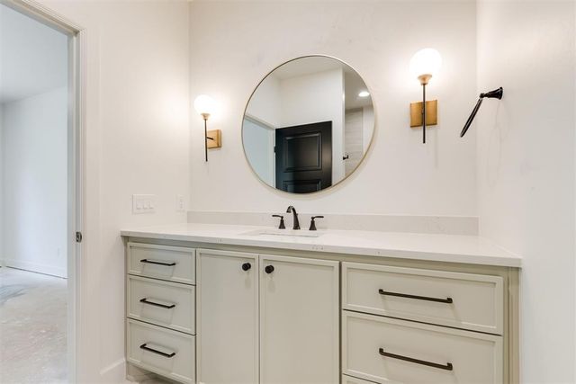 13413 Creek Pointe Lane, Oklahoma City, OK 73131