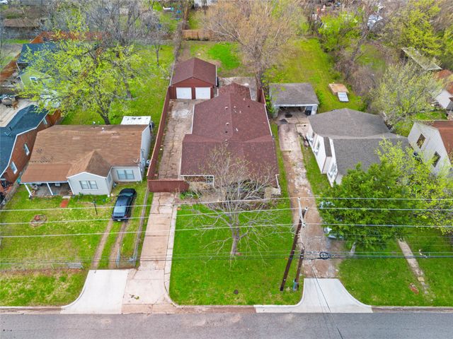 513 Ogden Avenue, Cockrell Hill, TX 75211