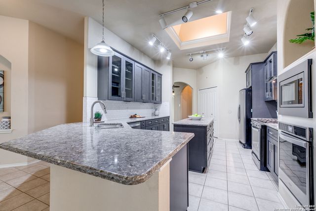 2710 Trinity Rdg, San Antonio, TX 78261