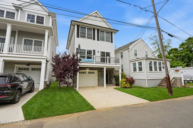 34 North Street, Highlands, NJ 07732