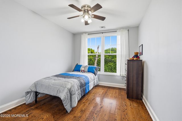 34 North Street, Highlands, NJ 07732