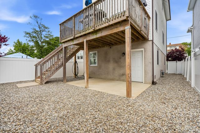34 North Street, Highlands, NJ 07732
