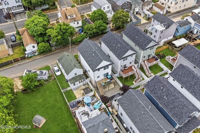 34 North Street, Highlands, NJ 07732
