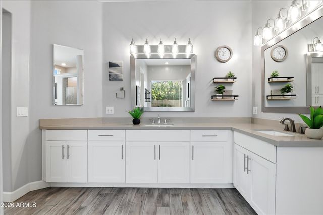 21093 E WATFORD Drive, Queen Creek, AZ 85142