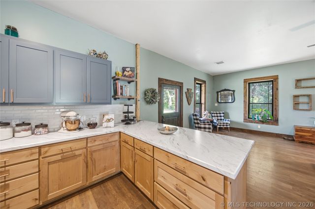 1801 E 121st Street North, Skiatook, OK 74070