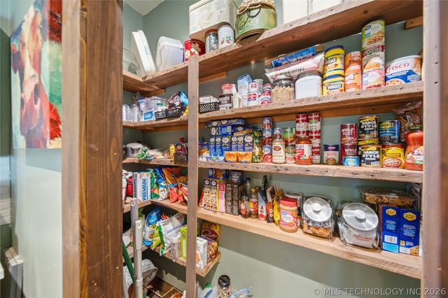 1801 E 121st Street North, Skiatook, OK 74070
