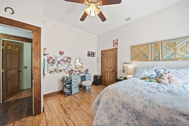 1801 E 121st Street North, Skiatook, OK 74070