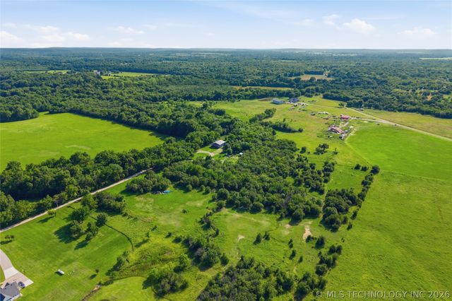 1801 E 121st Street North, Skiatook, OK 74070