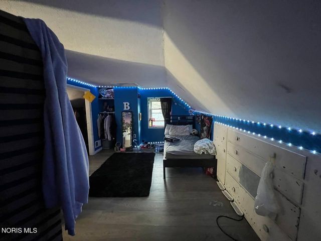 160 Dearborn Avenue, Toledo, OH 43605